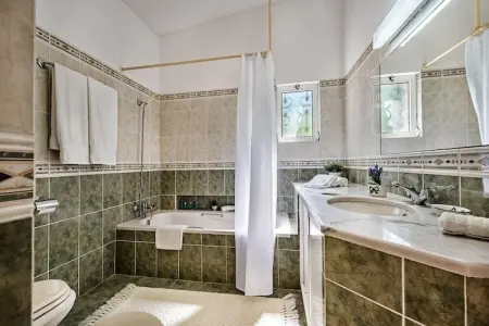 Villa Elena, Villa de 4 chambres près du vieux parcours de Vilamoura - Photo 21