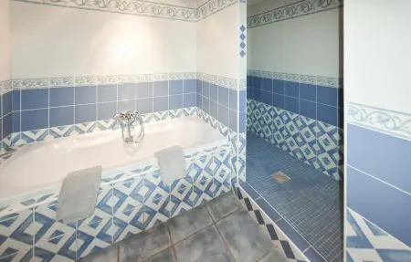 Maison avec piscine privée, Maison 10 personnes à Mazan - Photo 19