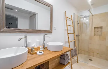 Château avec piscine privée, Maison 15 personnes à Valréas - Photo 5