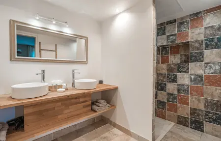 Château avec piscine privée, Maison 15 personnes à Valréas - Photo 25