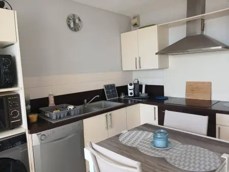 Appartement face mer, clim et parking - 6 pers., Appartement 6 personnes à Canet en Roussillon - Photo 2