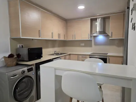 Appartement moderne, clim et parking - 6 pers., Appartement 6 personnes à Pineda de Mar - Photo 7