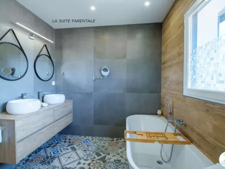 Villa 5 étoiles : Piscine chauffée, 24 pers., proche lac Parentis-en-Born - Photo 18