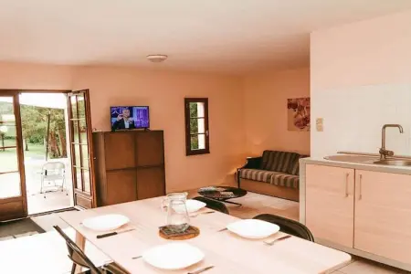 Camping Moncontour Active Park 2-Bedroom House - 6 people, Chalet famille, lac de Moncontour - Photo 2