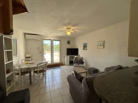 Appartement lumineux, clim - 4 pers, vue piscine - Photo 3