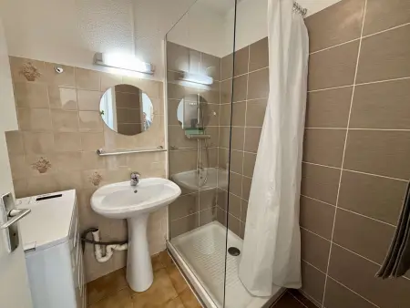 Appartement rez-de-jardin avec clim - 4 pers., Appartement 4 personnes à Antibes - Photo 10