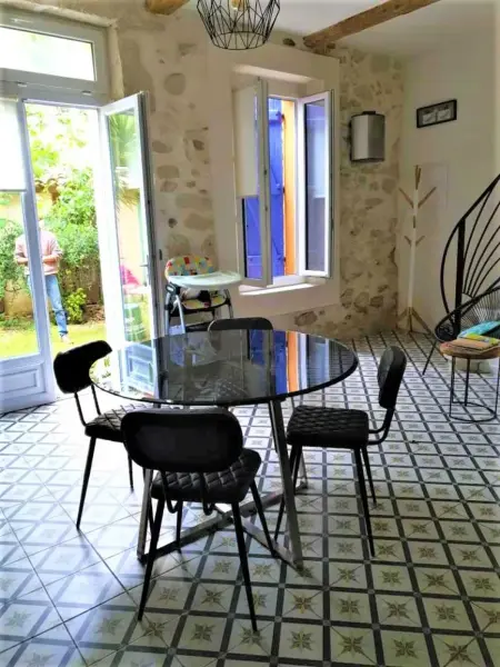 Maison confortable à Béziers avec jardin privé - Photo 2