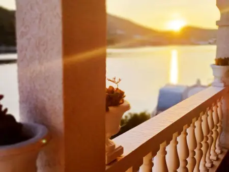 mit Balkon in der zweiten Etage, Appartement 4 personnes à Vinišće - Photo 5