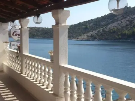 mit Balkon in der zweiten Etage, Appartement 4 personnes à Vinišće - Photo 25