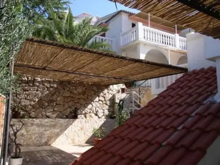 mit Balkon in der zweiten Etage, Appartement 4 personnes à Vinišće - Photo 28