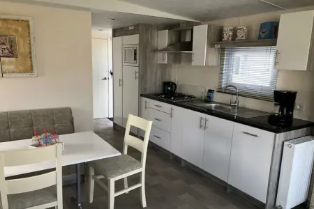 781843, Maison de vacances à Mol avec terrasse et Wi-Fi - Photo 1