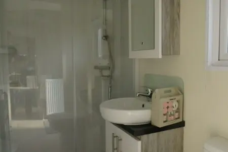 781844, Maison de vacances à Mol avec terrasse et Wi-Fi - Photo 4