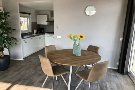 781847, Maison de vacances à Mol avec terrasse et Wi-Fi - Photo 3