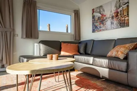 781429, Maison de vacances à Mol avec terrasse et Wi-Fi - Photo 3
