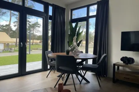 781541, Maison de vacances à Mol avec terrasse et Wi-Fi - Photo 1