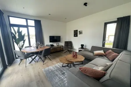 781541, Maison de vacances à Mol avec terrasse et Wi-Fi - Photo 2