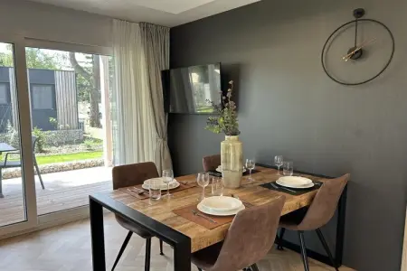 781736, Maison de vacances à Mol avec terrasse et Wi-Fi - Photo 3