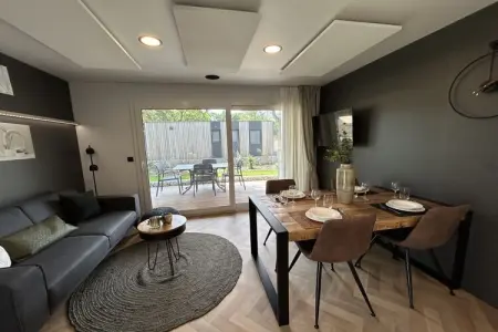781736, Maison de vacances à Mol avec terrasse et Wi-Fi - Photo 4