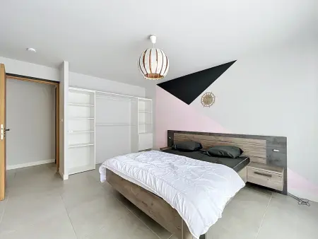 Villa contemporaine avec piscine et vue montagne - Photo 14