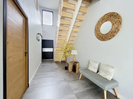 Villa contemporaine avec piscine et vue montagne - Photo 28