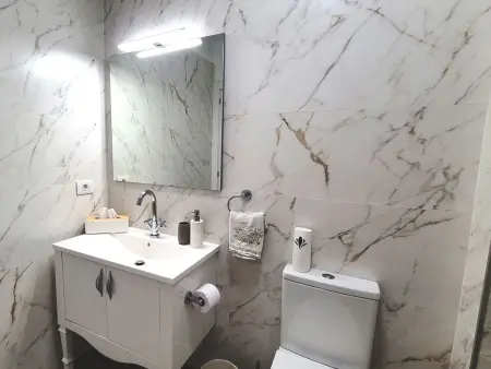 Modernes Luxus-Haus mit phantastischem Meerblick, beheizter Pool und WIFI - Photo 7