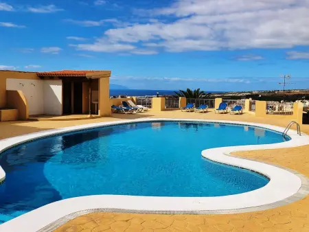 Modernes Luxus-Haus mit phantastischem Meerblick, beheizter Pool und WIFI - Photo 22