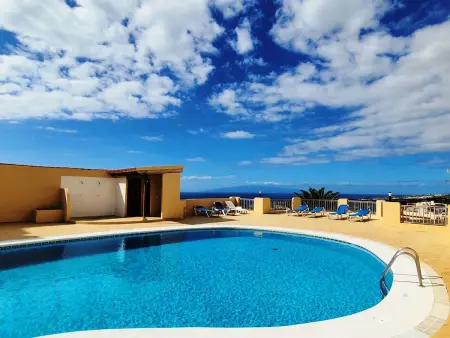 Modernes Luxus-Haus mit phantastischem Meerblick, beheizter Pool und WIFI - Photo 24