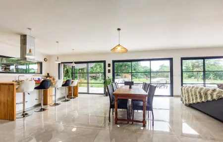 Luxueuse Villa avec piscine, Maison 12 personnes à Saint Laurent de la Pr - Photo 3