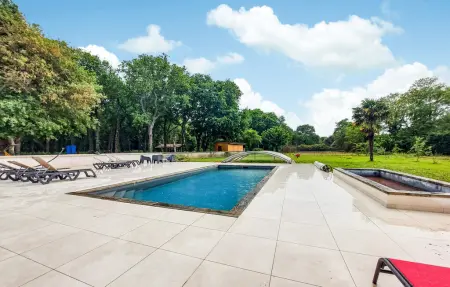 Luxueuse Villa avec piscine, Maison 12 personnes à Saint Laurent de la Pr - Photo 8