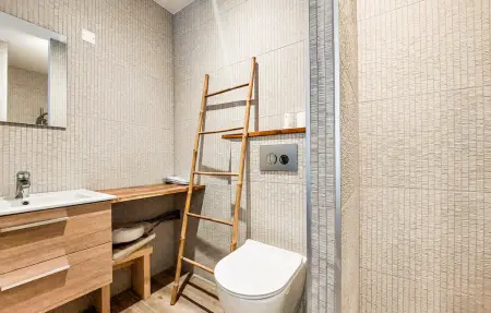 Luxueuse Villa avec piscine, Maison 12 personnes à Saint Laurent de la Pr - Photo 22