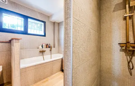 Luxueuse Villa avec piscine, Maison 12 personnes à Saint Laurent de la Pr - Photo 23
