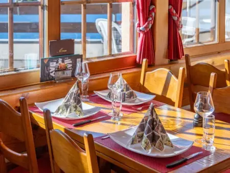 Zurschmitten 17 1. OG Süd, Appartement 4 personnes à Riederalp - Photo 4