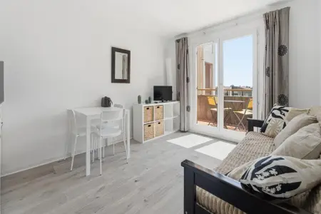 Le Virginia N°406 - 2P4, Retraite idéale sur la Riviera avec piscine - Photo 2