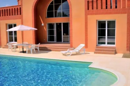 Villas Royal Green Villa 8-10 personnes Piscine OTA, Green Grand Villa à Mazamet - Photo 1