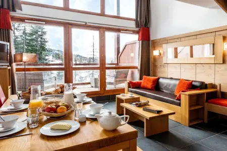 Résidence Lagrange Prestige Le Roc Belle Face Two Bedroom Apartment 8 adults OTA, Escapade en duplex alpin - Photo 1