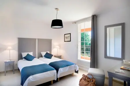 Le Clos Savornin Villa Campagne 10 personnes piscine OTA, Villa provençale à la campagne pour 10 - Photo 6