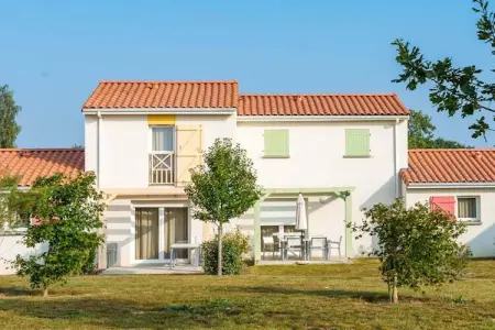 Le Village de la Mer Split-level holiday home sleeps 8 OTA, Sanctuaire Maritime en Vendée - Photo 3