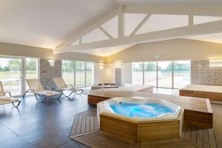 Le Village de la Mer Split-level holiday home sleeps 8 OTA, Sanctuaire Maritime en Vendée - Photo 7