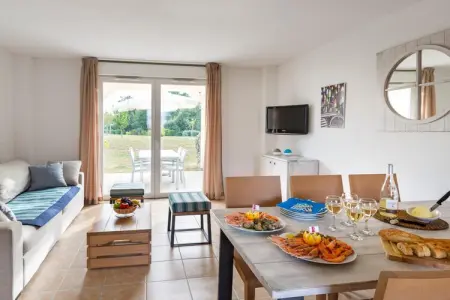 Le Village de la Mer Split-level holiday home sleeps 6 OTA, Retraite champêtre et côtière en Vendée - Photo 12