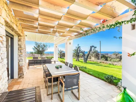 Stupenda Villa Grazia con piscina, Villa 4 personnes à Acquarica del Capo - Photo 11