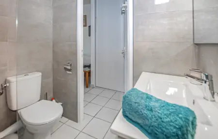 STUDIO VUE MER ET PISCINE, Appartement 2 personnes à MORIANI PLAGE - Photo 12