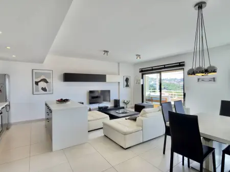 Appartement centre-ville, clim, vue mer, Appartement 4 personnes à Propriano - Photo 5