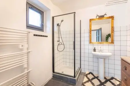 CC-15-VERDIERE, Charmant appartement 1 chambre/2 salles de bain avec jardin - Photo 162