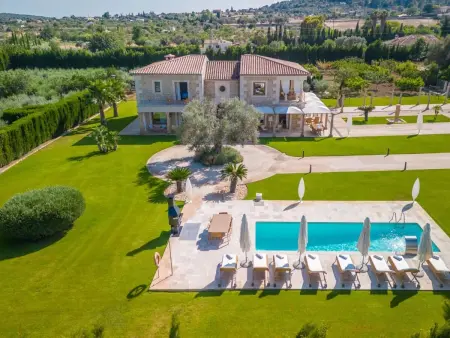 Villa mit Jacuzzi, Maison 8 personnes à Selva - Photo 1