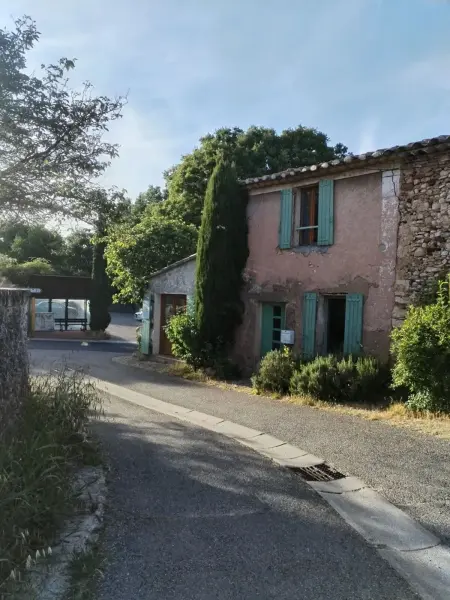 Maison près de Gargas avec entrée privée et confort moderne - Photo 11