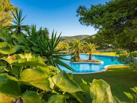 Villa à Sitges avec piscine privée, animaux bienvenus - Photo 25