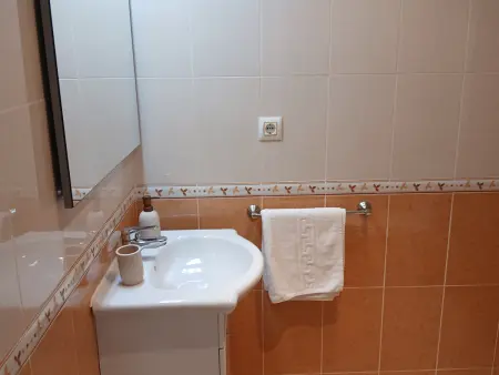 Appartement avec piscine, vue sur la Méditerranée - Photo 13