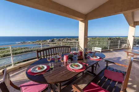 Villa avec Vue Panoramique et Piscine Privée à Corbara - Photo 3