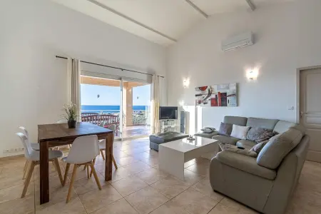 Villa avec Vue Panoramique et Piscine Privée à Corbara - Photo 4