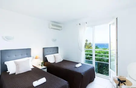 Villa avec Vue Panoramique et Piscine Privée à Corbara - Photo 6
